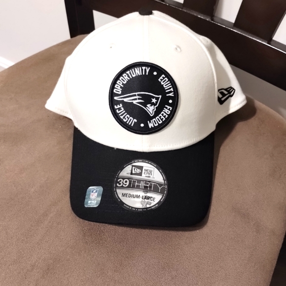 New Era Other - M / L New England Patriots New Era 3930 Flex Hat INSPIRE CHANGE Freedom Black